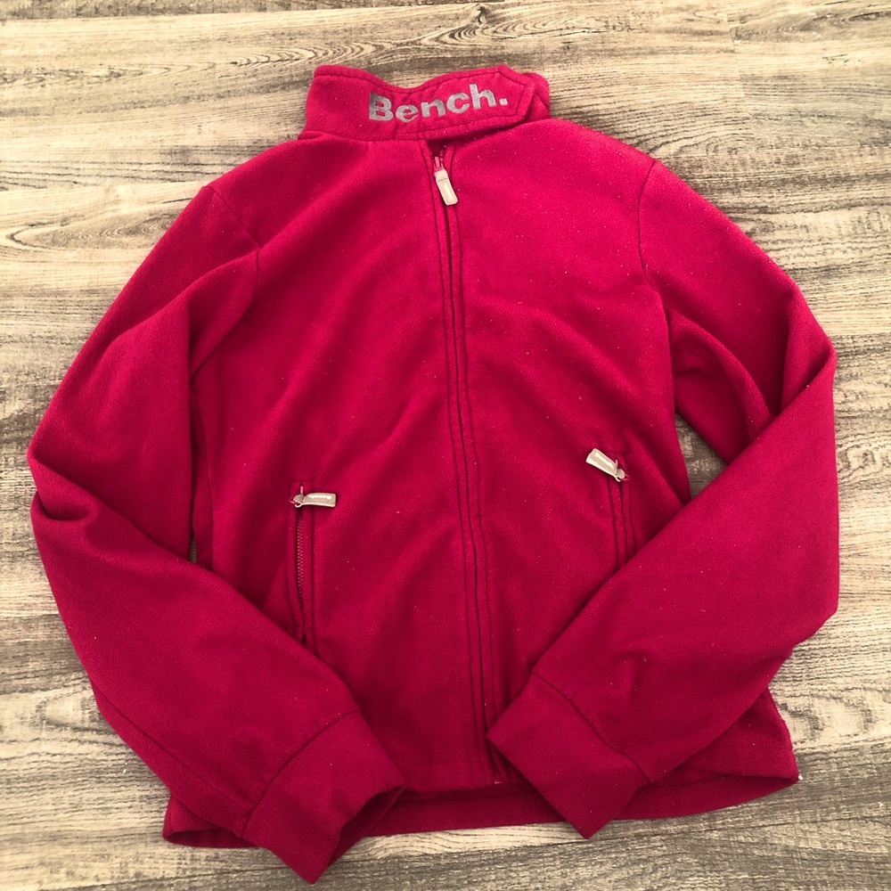 BENCH SWEATER